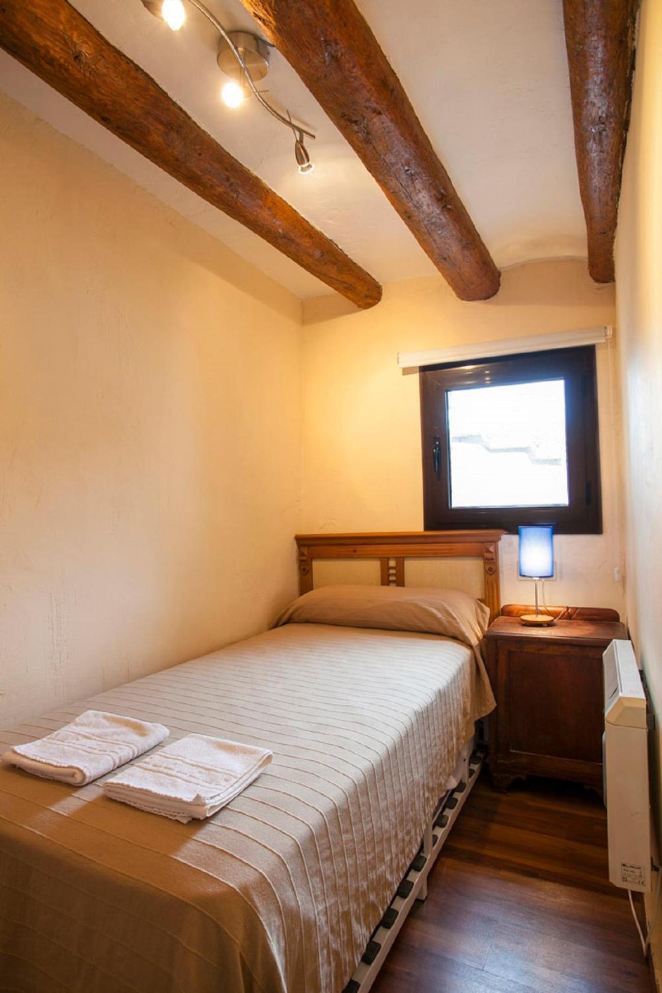 Apartamentos Casa Samper Santa Eulalia de Gallego Room photo